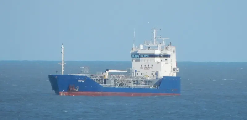 NORDIC SUND Tanker IMO 9375977 photo 2
