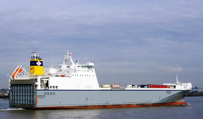 VESPERTINE Ro-Ro IMO 9376713 photo 3