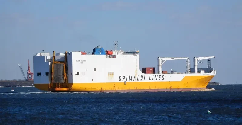 GRANDE CAMEROON Ro-Ro IMO 9377482