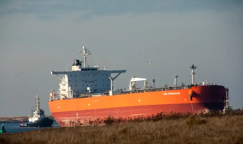 LR2 POSEIDON Tanker IMO 9378632 photo 3