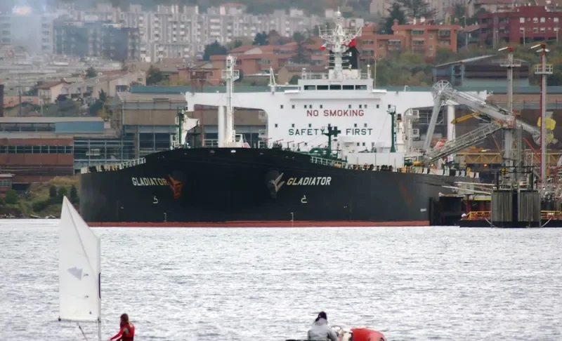 GLADIATOR Tanker IMO 9378864 photo 5