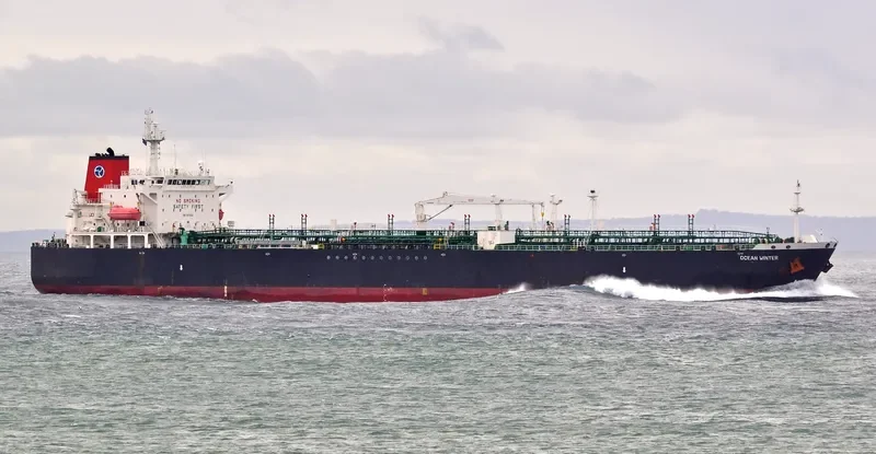 OCEAN WINTER Tanker IMO 9379064 photo 3