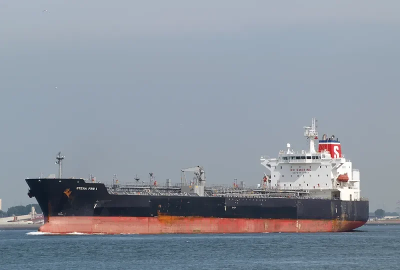 ATLANTICA BREEZE Tanker IMO 9379129 photo 4