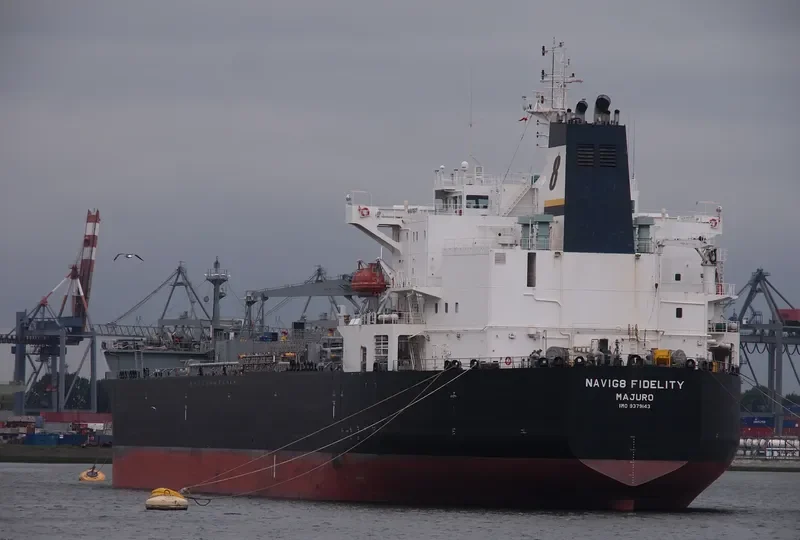 MAGIC WAND Tanker IMO 9379143 photo 10
