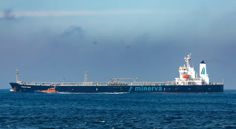 MINERVA EMILY Tanker IMO 9380063 photo 6