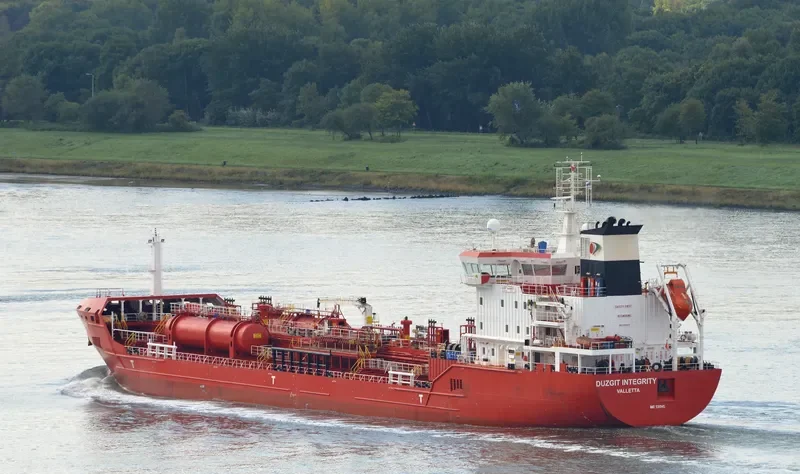 DUZGIT INTEGRITY Tanker IMO 9380415 photo 6