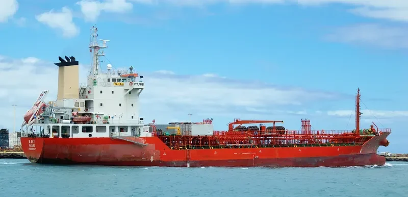 B.SKY Tanker IMO 9381627 photo 3