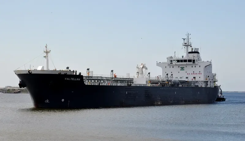 VALTELLINA Tanker IMO 9384136 photo 10