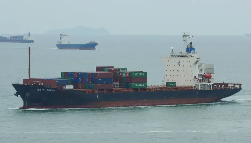 TOKYO TOWER Container Ship IMO 9384875