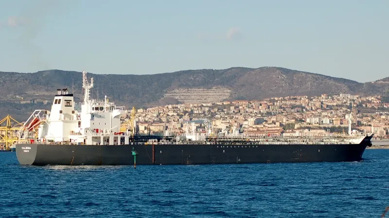 VALSESIA Tanker IMO 9385178 photo 10