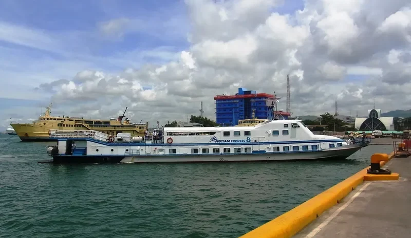 WEESAM EXPRESS 8 Passenger Ship IMO 9385465 photo 2