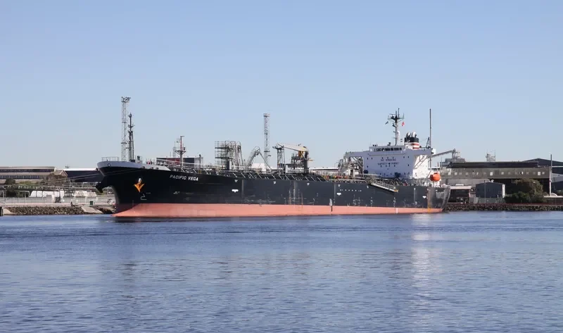 ALCYONE T Tanker IMO 9385831 photo 2