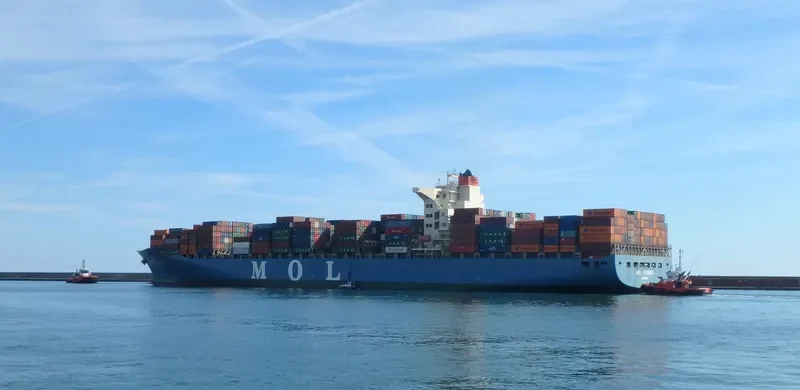 ONE COSMOS Container Ship IMO 9388340 photo 6