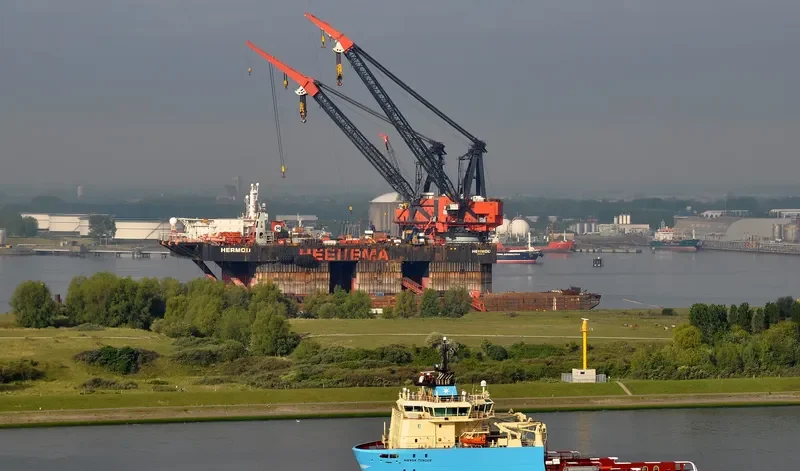 MAERSK TENDER Offshore Vessel IMO 9388651 photo 4