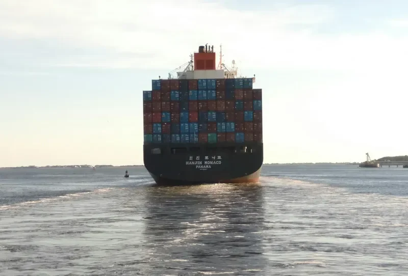 REN JIAN 23 Container Ship IMO 9389411 photo 9