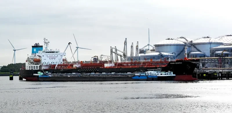 HANS MAERSK Tanker IMO 9389497 photo 2
