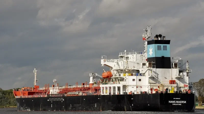HANS MAERSK Tanker IMO 9389497 photo 6