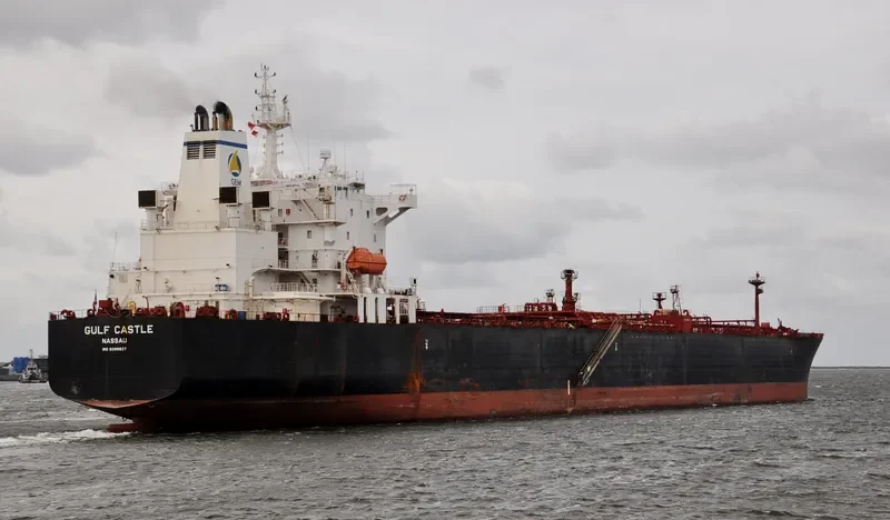 GULF CASTLE Tanker IMO 9389837 photo 3
