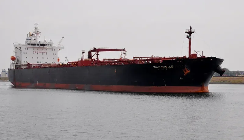 GULF CASTLE Tanker IMO 9389837 photo 9