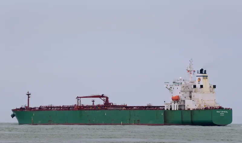 GULF CRYSTAL Tanker IMO 9389863 photo 6