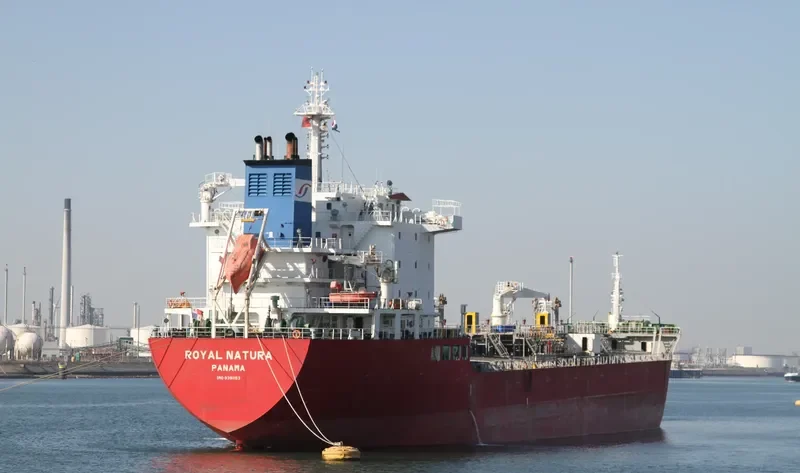 VALE Tanker IMO 9391153 photo 9