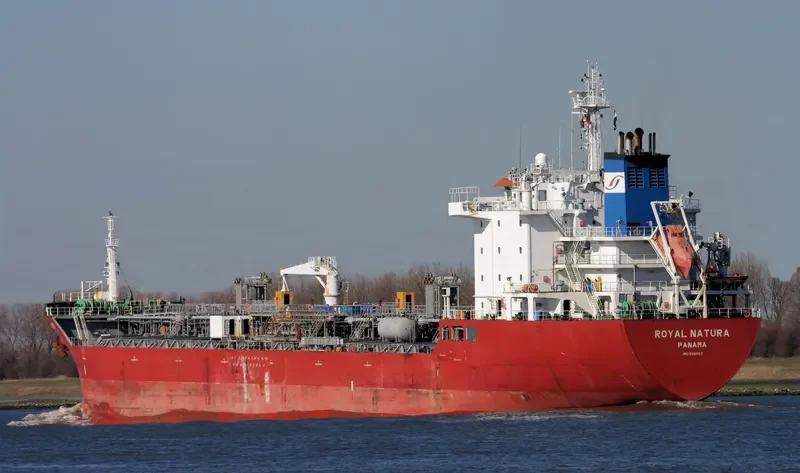 VALE Tanker IMO 9391153 photo 10