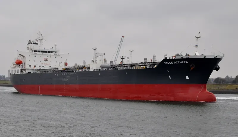 VALLE AZZURRA Tanker IMO 9391488 photo 4