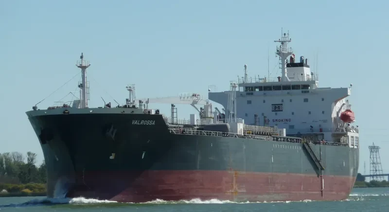VALROSSA Tanker IMO 9391505 photo 3
