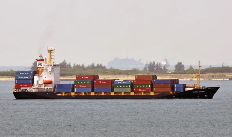 KOTA RESTU Container Ship IMO 9392169 photo 4