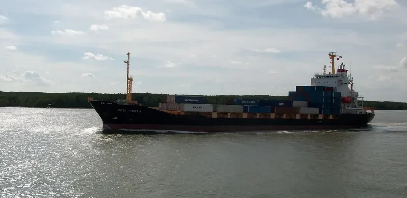 KOTA RESTU Container Ship IMO 9392169 photo 5