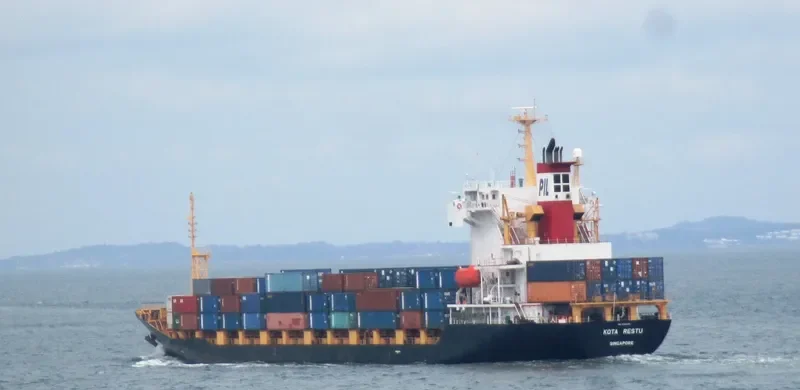KOTA RESTU Container Ship IMO 9392169 photo 10