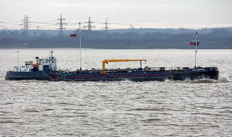 RIX PHOENIX Tanker IMO 9392638 photo 5