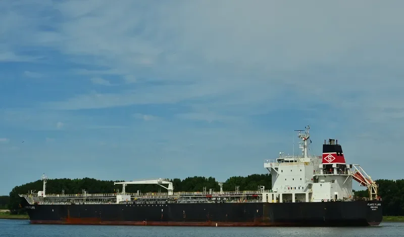 ATLANTIC POLARIS Tanker IMO 9392779 photo 2