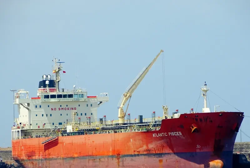 ATLANTIC PISCES Tanker IMO 9392781 photo 2
