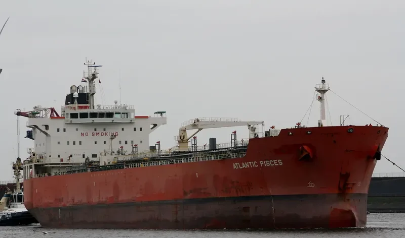 ATLANTIC PISCES Tanker IMO 9392781 photo 8