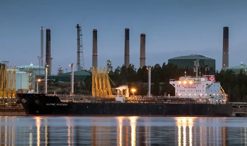 ALPINE MYSTERY Tanker IMO 9392808 photo 3