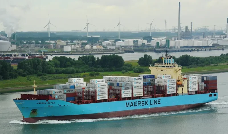 MAERSK BUTON Container Ship IMO 9392925 photo 9