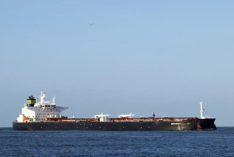 BOTAFOGO Tanker IMO 9395329 photo 8