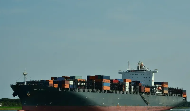 ACTUARIA Container Ship IMO 9395525 photo 10