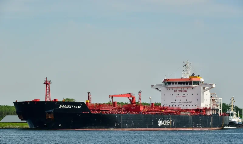 LEON ZEUS Tanker IMO 9396385 photo 6