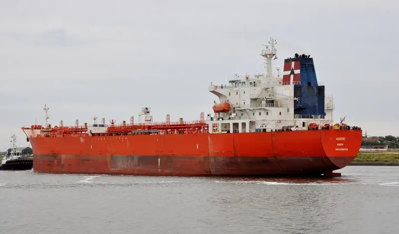 AQUADISIAC Tanker IMO 9396713 photo 4