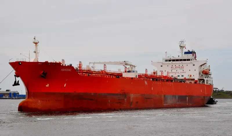 AQUADISIAC Tanker IMO 9396713 photo 5