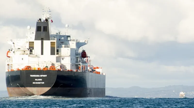 ALNIC MC Tanker IMO 9396725 photo 2