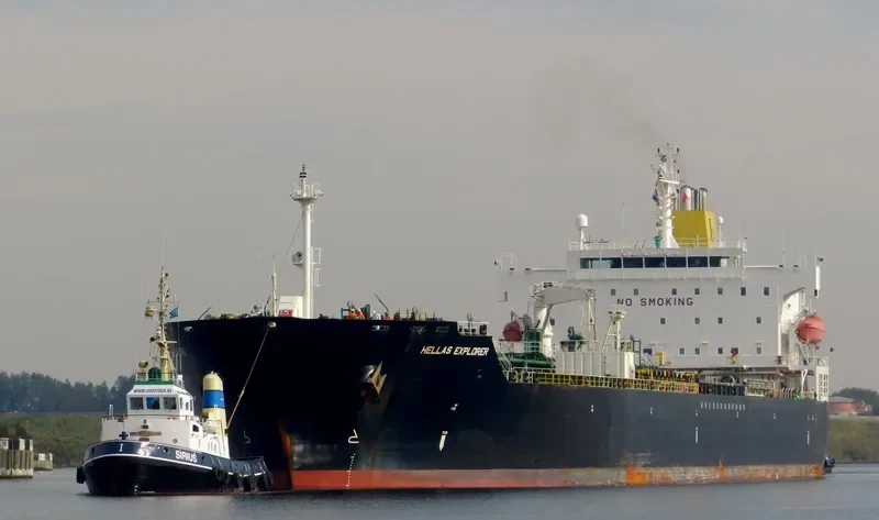 HELLAS EXPLORER Tanker IMO 9397456 photo 6