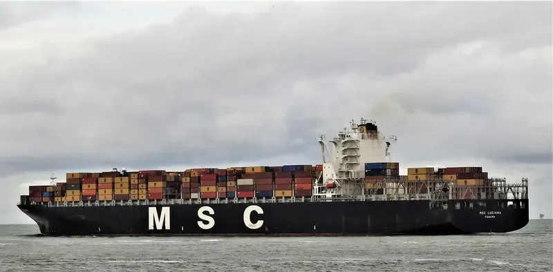 MSC LUCIANA Container Ship IMO 9398383 photo 5