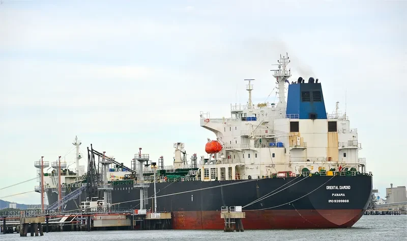 ORIENTAL DIAMOND Tanker IMO 9399868 photo 6
