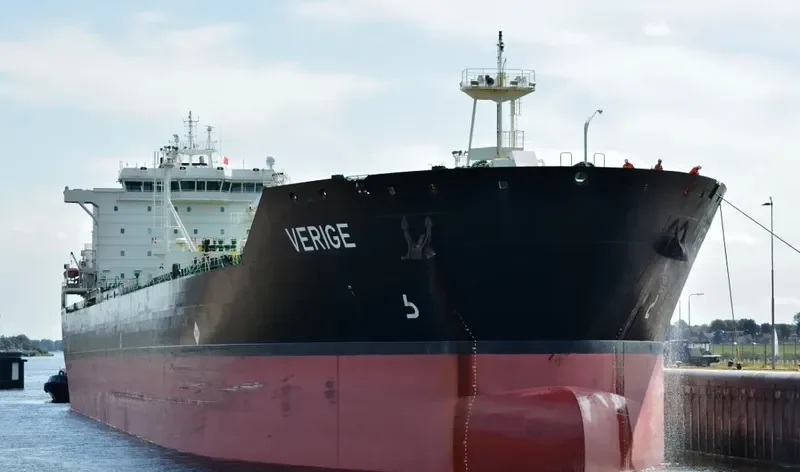 VERIGE Tanker IMO 9401128 photo 8