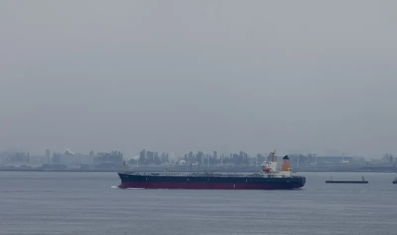UACC MIRDIF Tanker IMO 9402794 photo 6
