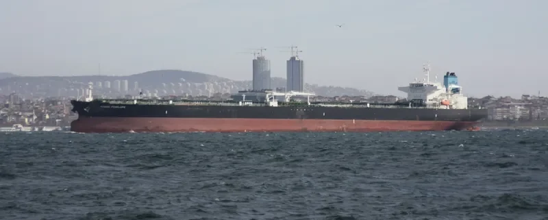 MARAN PENELOPE Tanker IMO 9402914 photo 9