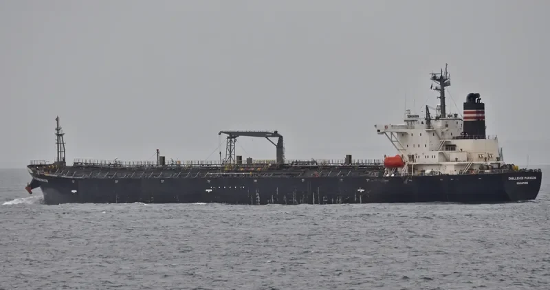 PIS PARAGON Tanker IMO 9403310 photo 8